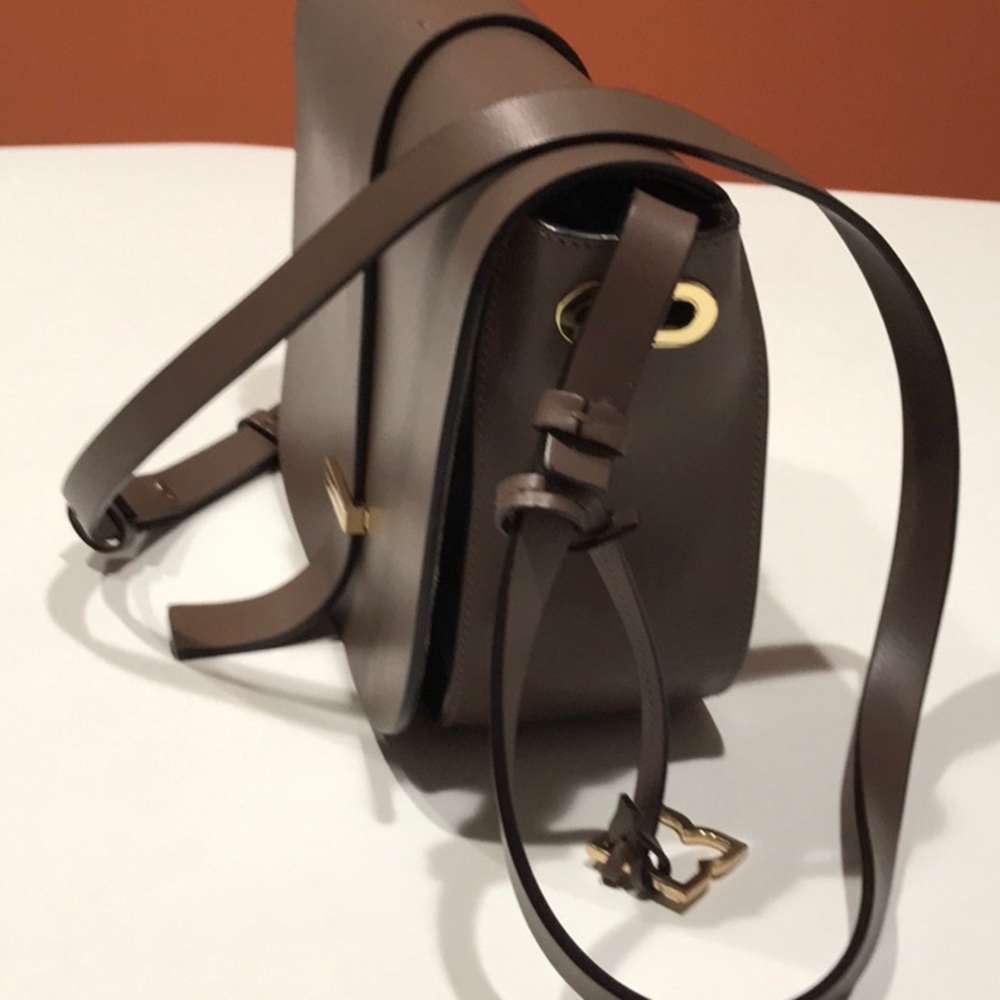 🌼BCBGMaxAzria Real Leather Crossbody Bag, 11”x8”x3.5” - Picture 13 of 16